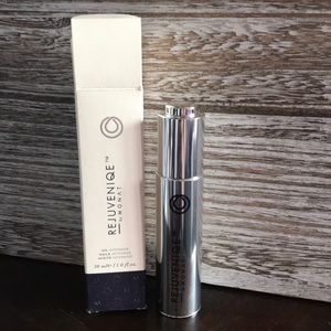 Monat Rejuveniqe oil